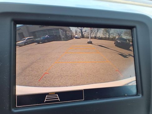 Used 2022 Chevrolet Equinox LS w/ LS Convenience Package AWD/4WD image 12