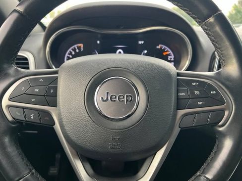 Used 2021 Jeep Grand Cherokee Laredo X AWD/4WD image 20