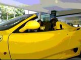 Used 2004 Ferrari 360 Spider image 2
