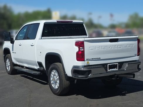 Used 2025 Chevrolet Silverado 2500 LT AWD/4WD image 6
