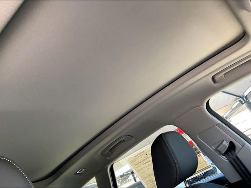 Certified 2025 Audi Q5 Premium w/ Convenience Package image 12