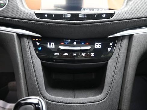 Used 2024 Cadillac XT5 Premium Luxury w/ LPO, Floor Liner Package AWD/4WD image 15