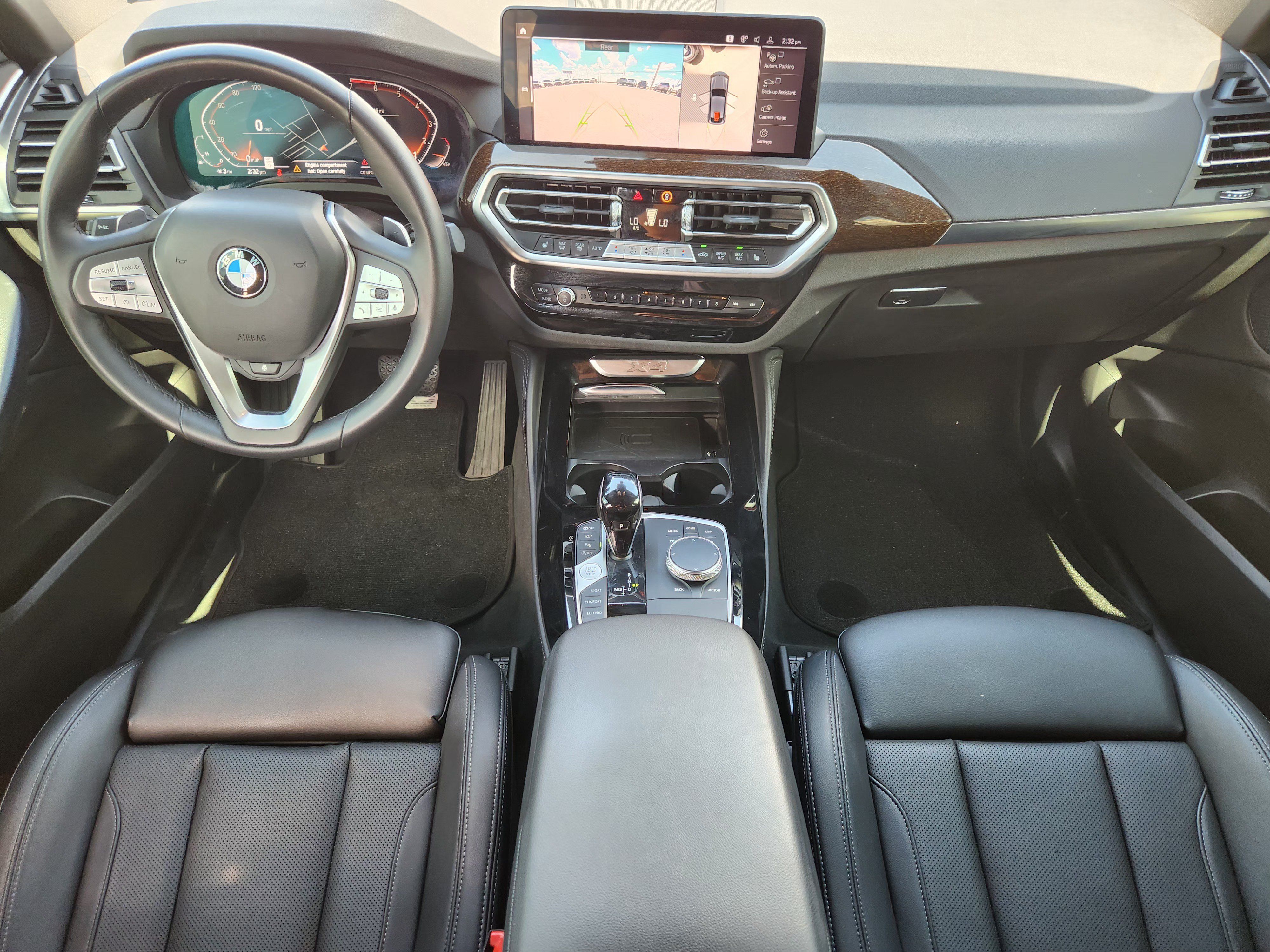 Used 2024 BMW X4 xDrive30i w/ Parking Assistance Package AWD/4WD image 27