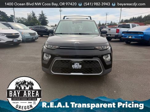 Used 2020 Kia Soul S FWD image 2
