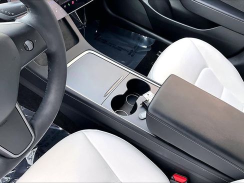 Used 2022 Tesla Model 3 Performance image 15