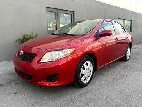 Used 2010 Toyota Corolla LE image 9