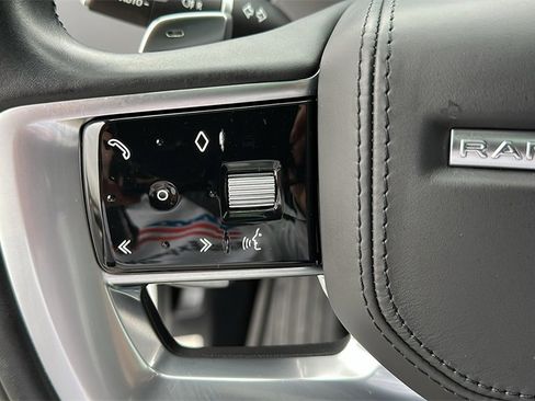 Certified 2023 Land Rover Range Rover SE image 13