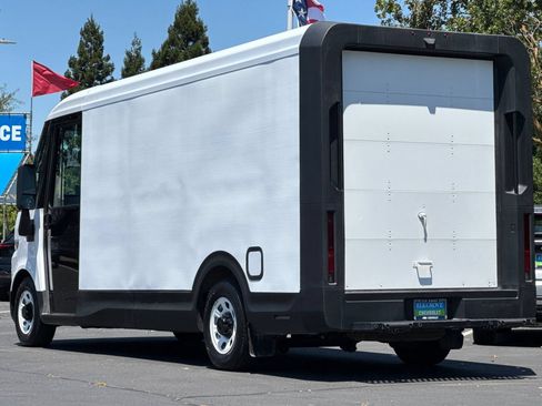 Used 2023 Chevrolet Brightdrop 600 w/ Active Safety Package 2 AWD/4WD image 5
