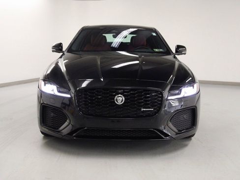 Used 2024 Jaguar XF R-Dynamic SE image 3