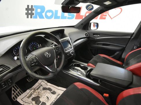 Used 2019 Acura MDX A-Spec image 12