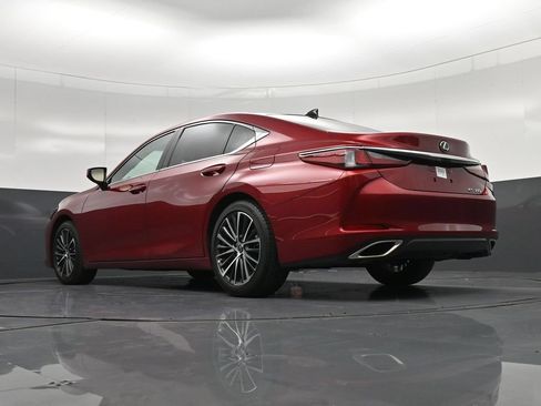 Used 2025 Lexus ES 350 w/ Premium Package FWD image 18