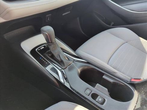 Used 2023 Toyota Corolla SE w/ SE Premium Package FWD image 16