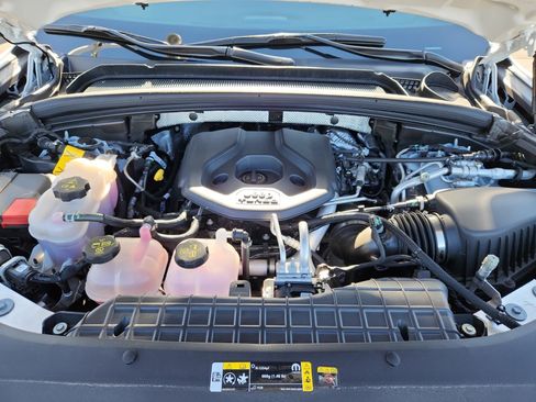 Used 2024 Jeep Grand Cherokee Limited 4xe w/ Luxury Tech Group II image 22