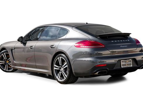Used 2016 Porsche Panamera Edition w/ Premium Package Plus RWD image 10