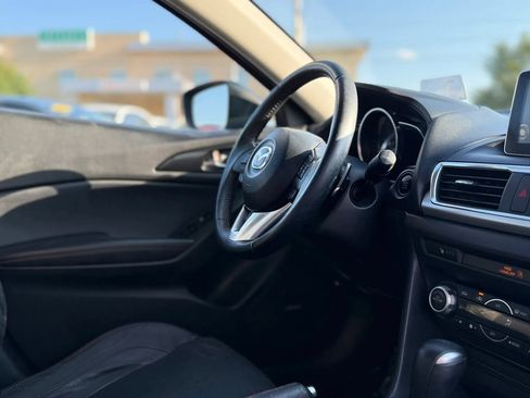 Used 2015 MAZDA MAZDA3 s Grand Touring w/ Technology Package FWD image 23