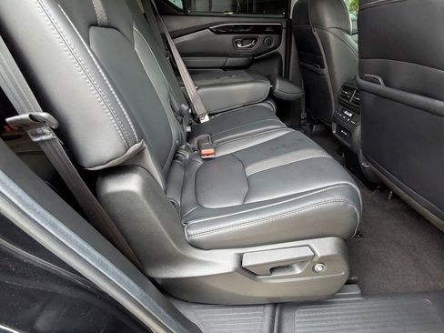 Used 2025 Honda Pilot EX-L image 22
