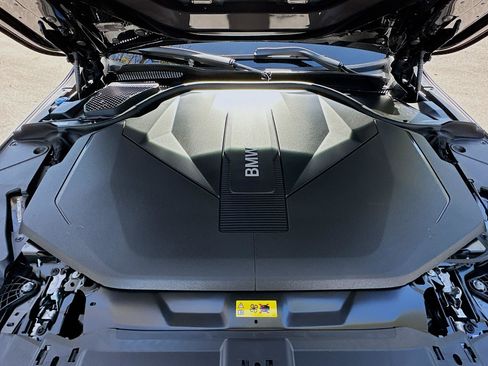 New 2026 BMW i5 eDrive40 w/ M Sport Package image 25