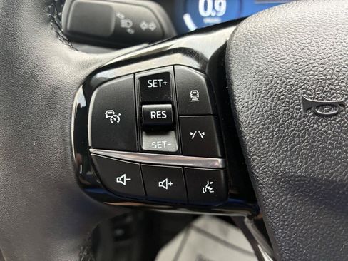 Used 2025 Ford Escape Platinum AWD/4WD image 24