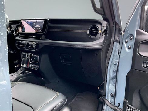Certified 2024 Jeep Wrangler Unlimited Rubicon 392 AWD/4WD image 31