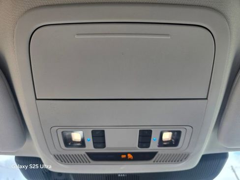 New 2026 Ford Explorer Platinum image 32