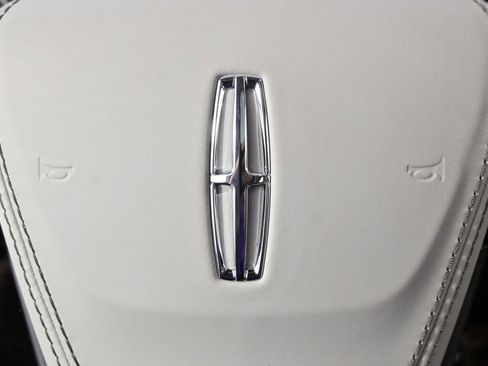 New 2026 Lincoln Aviator Reserve AWD/4WD image 36