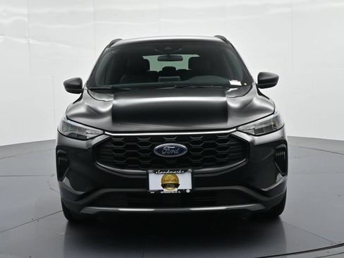 Certified 2025 Ford Escape ST-Line FWD image 3