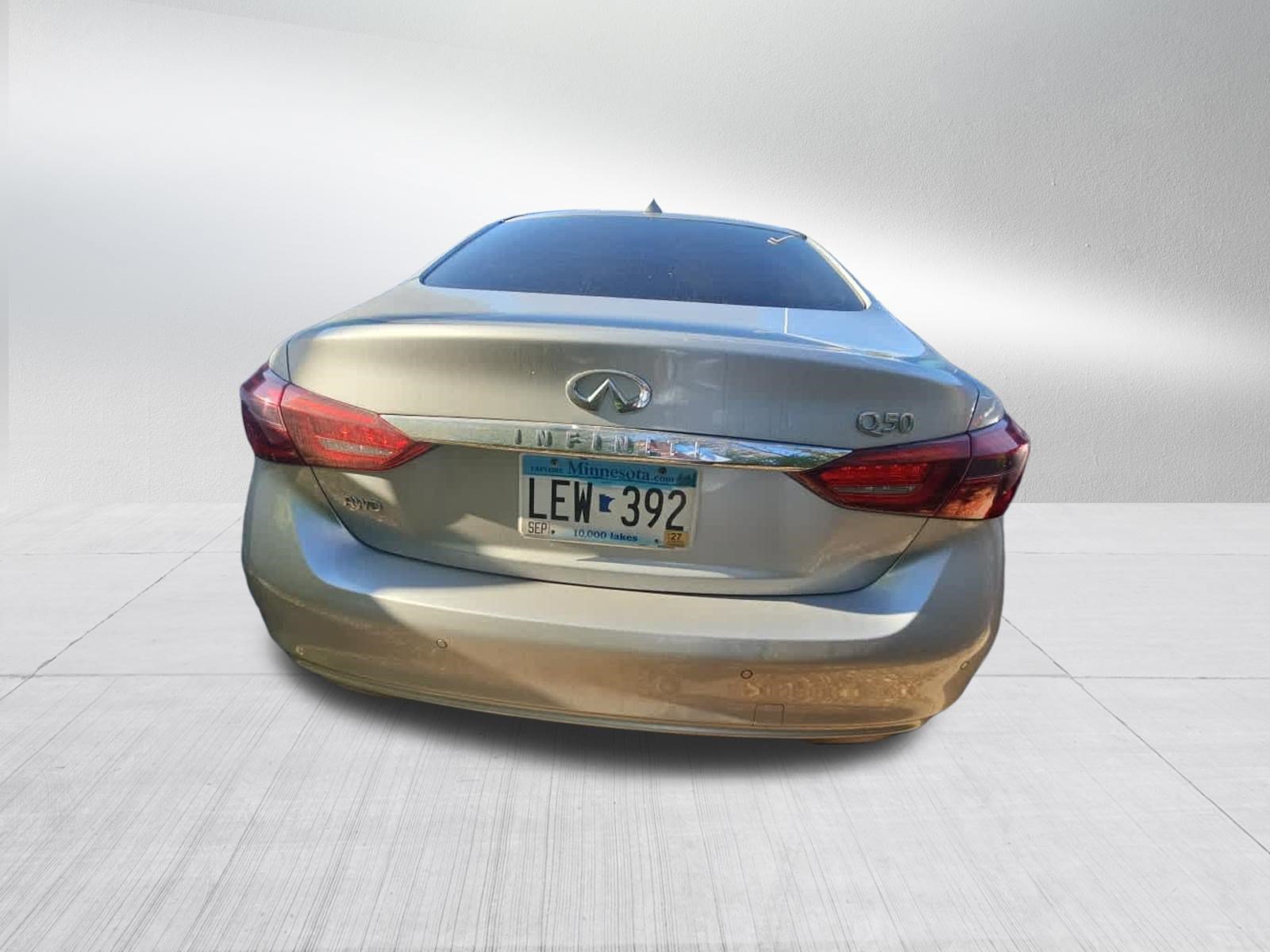 Used 2018 INFINITI Q50 Luxe w/ Essential Package (3.0T Luxe) AWD/4WD image 5