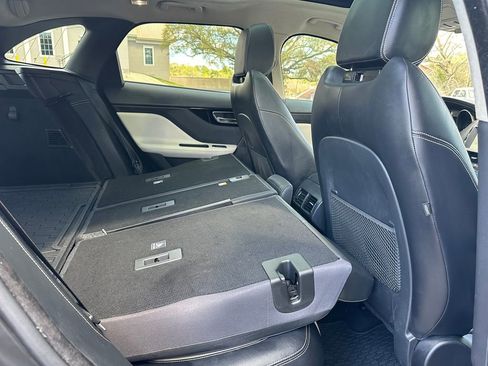 Used 2020 Jaguar F-PACE R-Sport image 50