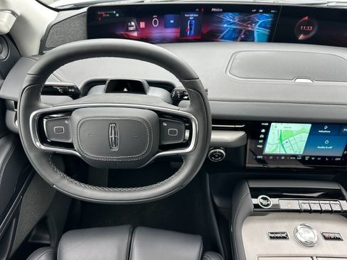 New 2026 Lincoln Navigator Reserve AWD/4WD image 13