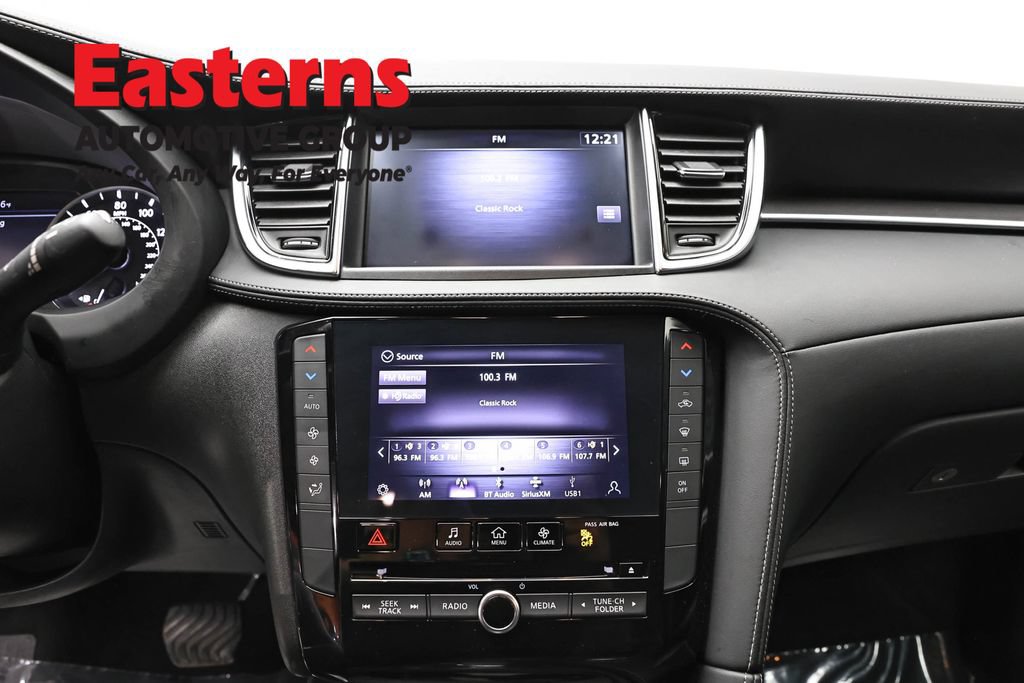 Used 2023 INFINITI QX50 Pure AWD/4WD image 12