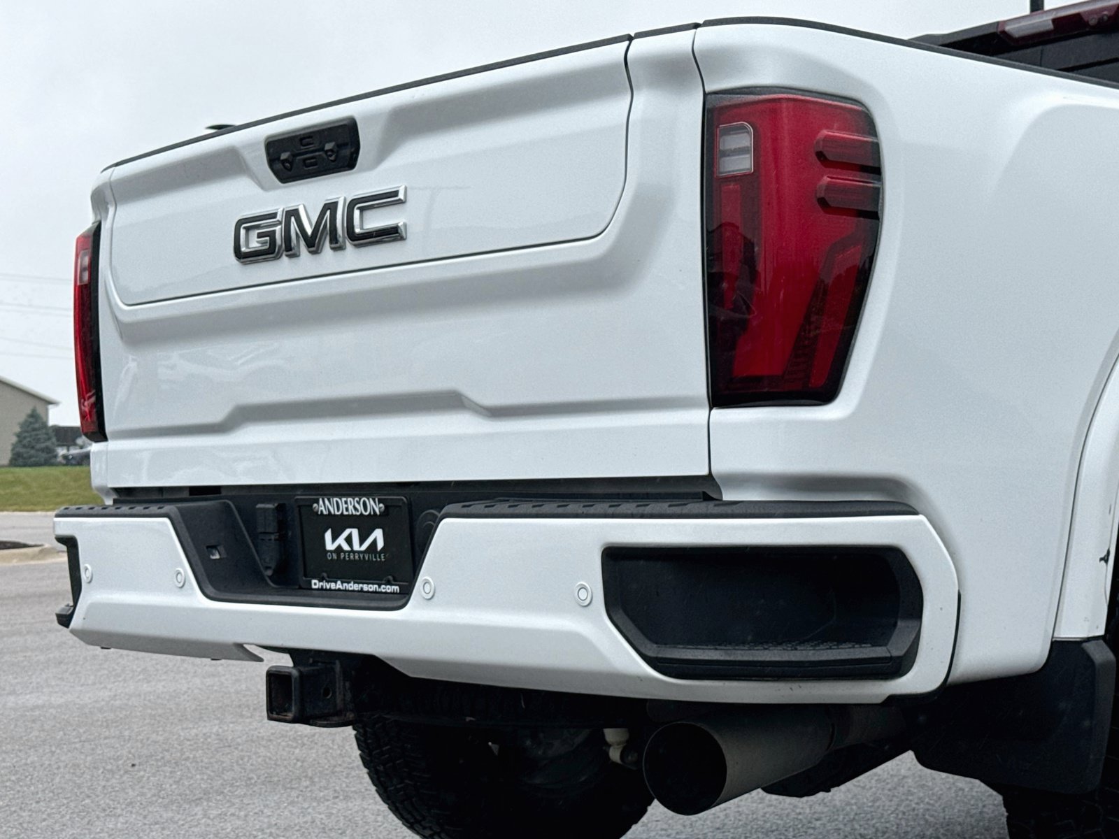 Used 2024 GMC Sierra 2500 Denali w/ Denali Reserve Package AWD/4WD image 6