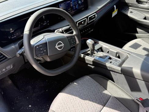New 2026 Nissan Sentra SV w/ SV Convenience Package FWD image 7