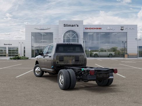 New 2026 RAM 3500 Tradesman AWD/4WD image 3