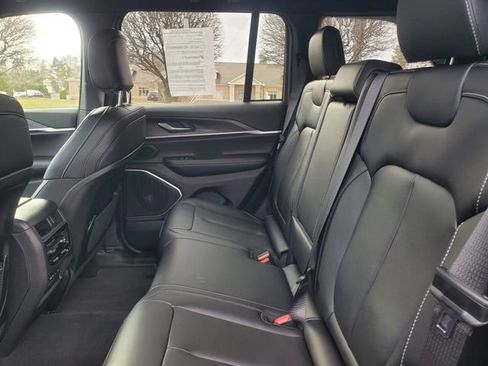 New 2026 Jeep Grand Cherokee Limited image 33