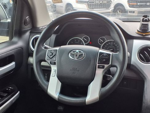 Used 2017 Toyota Tundra SR5 w/ SR5 Upgrade Package RWD image 23
