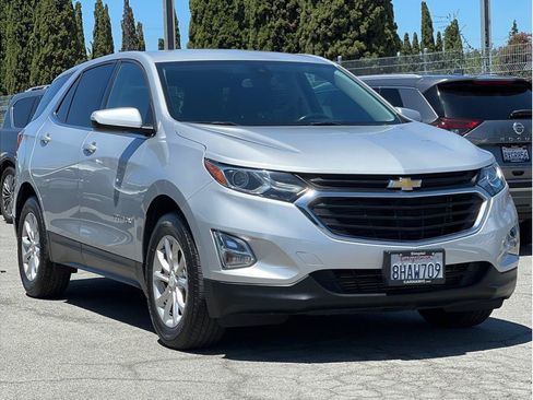 Used 2019 Chevrolet Equinox LT FWD image 3