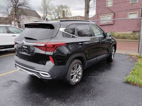 Used 2021 Kia Seltos S image 12