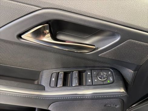 Used 2025 Lexus GX 550 w/ Accessory Package (2T) image 12