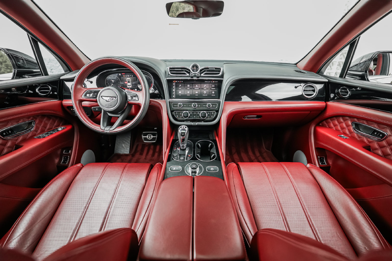 Certified 2022 Bentley Bentayga AWD/4WD image 4