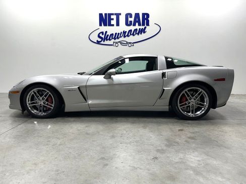 Used 2008 Chevrolet Corvette Z06 w/ Preferred Equipment Group RWD image 3
