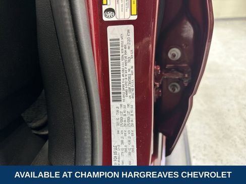 Used 2019 RAM 1500 Laramie image 42