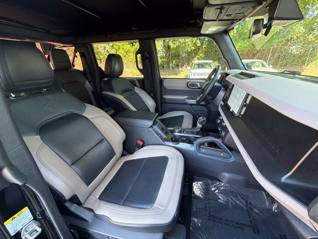 Used 2023 Ford Bronco Wildtrak AWD/4WD image 13