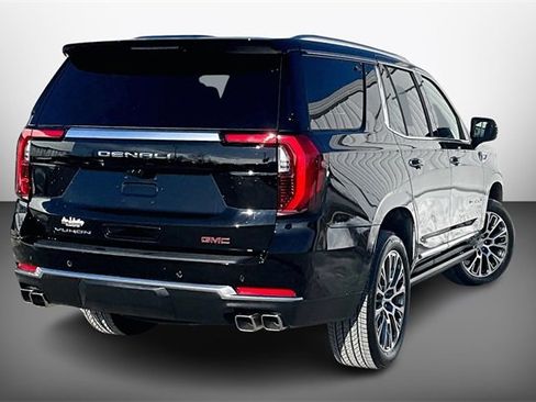 Used 2026 GMC Yukon Denali w/ Denali Reserve Package image 2