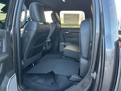 Used 2025 RAM 3500 Laramie image 39