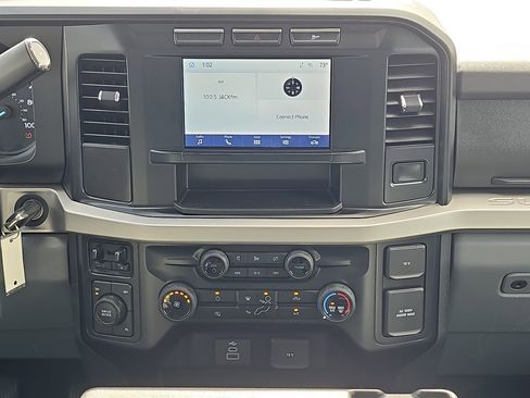 Used 2024 Ford F250 XLT image 23