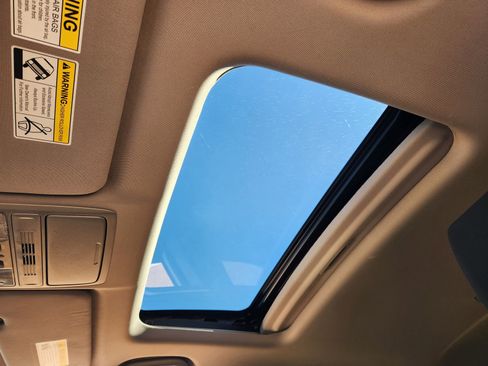 Used 2019 Honda CR-V EX image 30