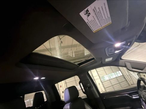 Used 2024 GMC Sierra 1500 Denali w/ Technology Package image 14
