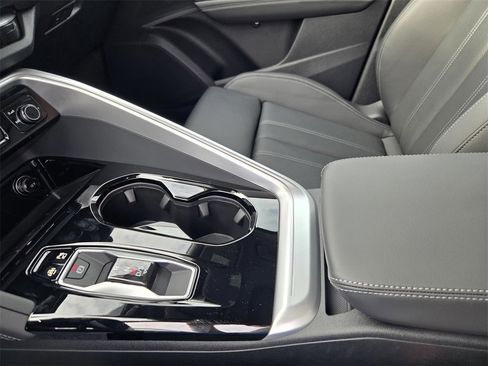 New 2025 Audi Q5 Premium Plus image 24