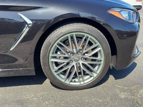 Used 2019 Genesis G70 2.0T Advanced RWD image 5