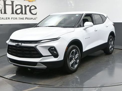 New 2025 Chevrolet Blazer LT w/ LPO, Floor Liner Package image 12